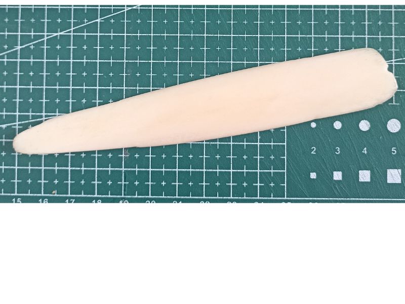 Plegadera de hueso, instrumento artesanal de Verdehalago desde sus inicios